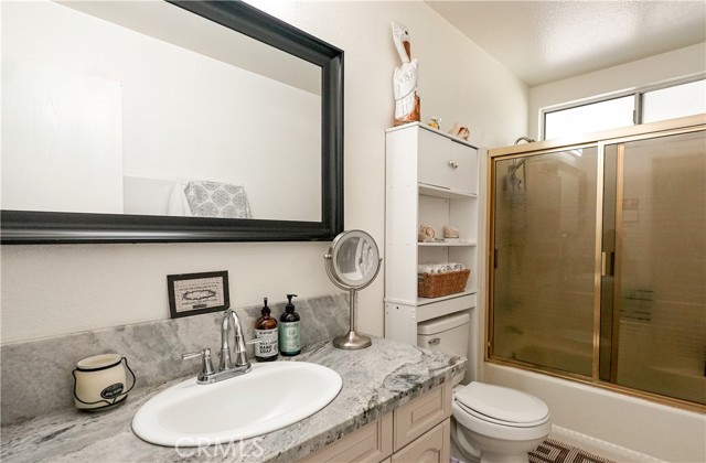 3833 Kennedy Street, Le Grand CA: https://media.crmls.org/medias/fa16fc0d-3f97-4c98-9ed6-d75439342349.jpg