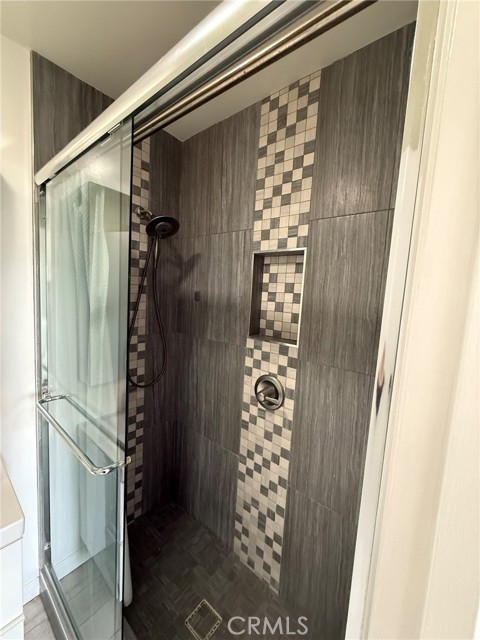 Detail Gallery Image 22 of 46 For 1112 Graynold Ave, Glendale,  CA 91202 - 3 Beds | 2 Baths