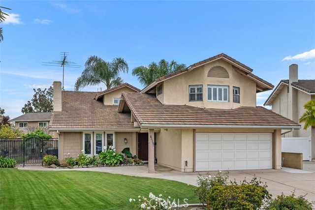 Detail Gallery Image 2 of 55 For 10674 El Morro Cir, Fountain Valley,  CA 92708 - 5 Beds | 4 Baths