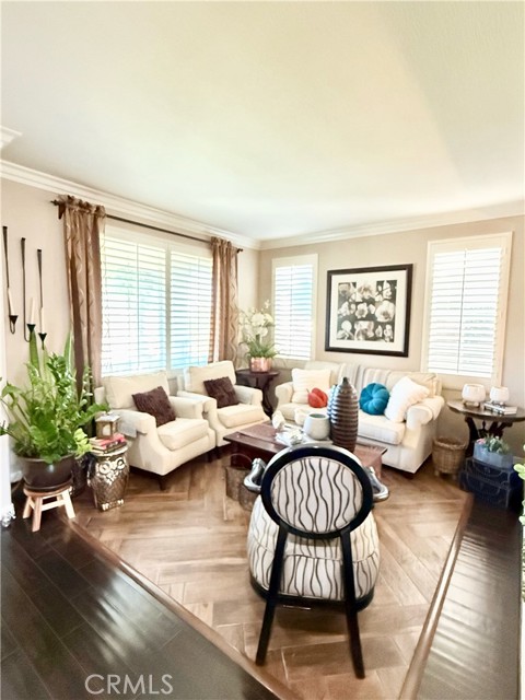 Detail Gallery Image 3 of 12 For 7056 Calina, Corona,  CA 92880 - 5 Beds | 3 Baths