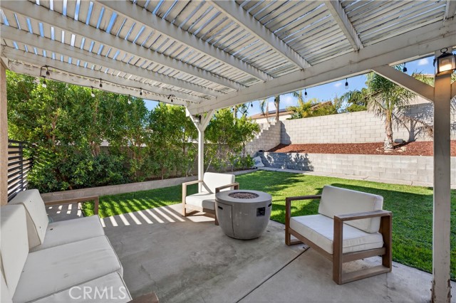 Detail Gallery Image 36 of 39 For 15552 Caravelle, Fontana,  CA 92336 - 4 Beds | 2/1 Baths