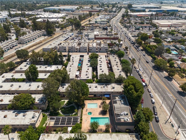 Detail Gallery Image 31 of 31 For 17045 Roscoe #14,  Northridge,  CA 91325 - 2 Beds | 1/1 Baths