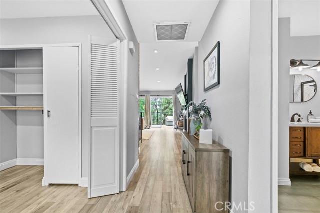11435 Tampa Avenue, Porter Ranch CA: https://media.crmls.org/medias/fa1a110f-63bb-45de-9abe-bf3560599b16.jpg