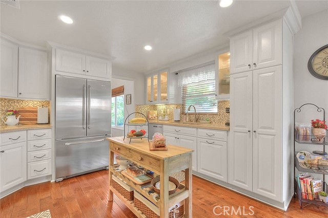 13563 Meadow Crest Drive, Chino Hills CA: https://media.crmls.org/medias/fa1b688f-d86a-4ed5-860b-f9d1e89a7849.jpg
