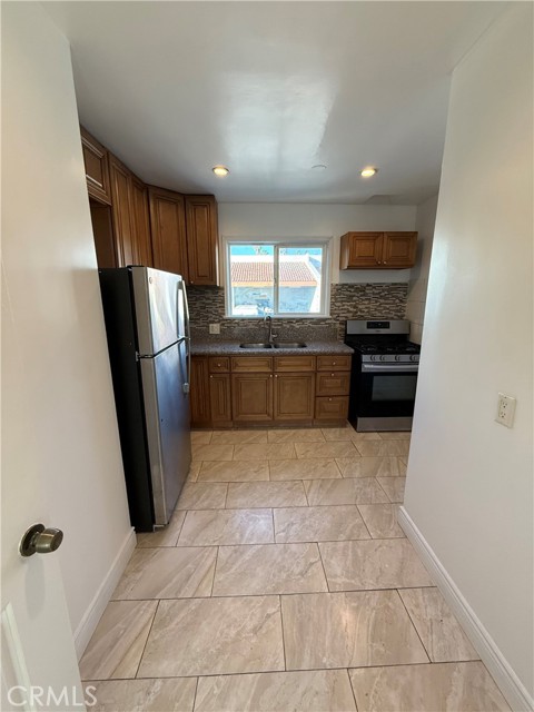 Detail Gallery Image 7 of 10 For 1415 N Cherokee #12,  Los Angeles,  CA 90028 - 1 Beds | 1 Baths