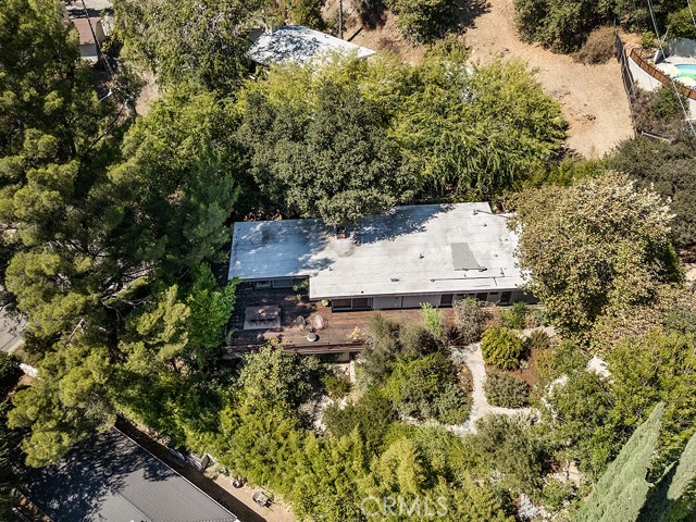 4380 Canyon Crest Road, Altadena CA: https://media.crmls.org/medias/fa1d7d93-06f6-4731-ba2e-b0bc509b0a31.jpg