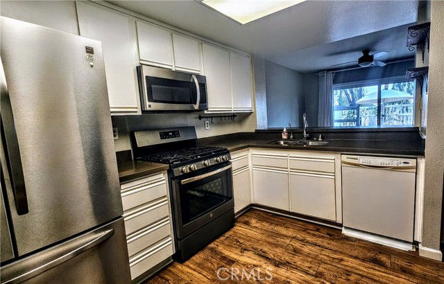 Detail Gallery Image 4 of 21 For 13267 Sonrisa, Chino Hills,  CA 91709 - 2 Beds | 1/1 Baths