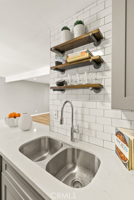 Detail Gallery Image 6 of 34 For 18620 Hatteras Street #223,  Tarzana,  CA 91356 - 3 Beds | 2 Baths