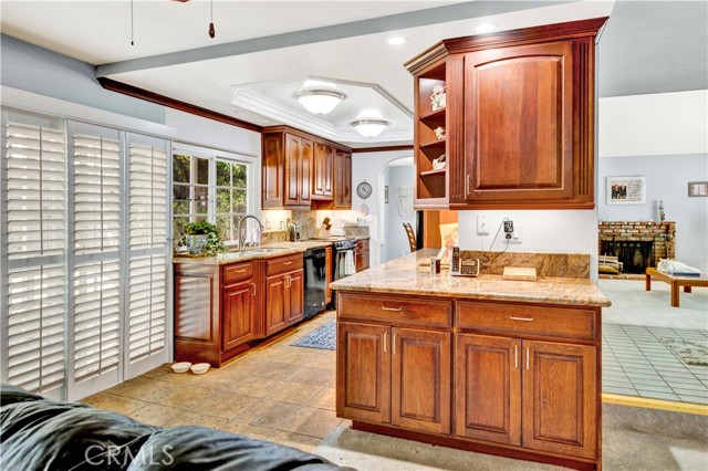 17455 Winemast Street, Fountain Valley CA: https://media.crmls.org/medias/fa1f47ae-c5ad-4c58-a44b-d582b95ec7fa.jpg