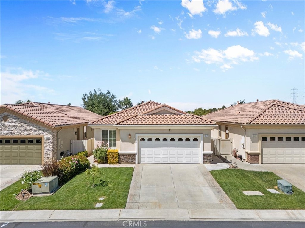 1657 Hibiscus Court