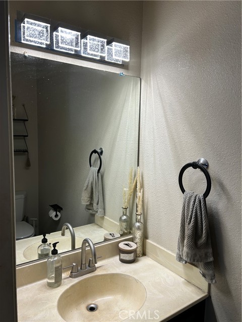 Detail Gallery Image 38 of 43 For 4311 W Mcfadden Ave #9,  Santa Ana,  CA 92704 - 2 Beds | 2/1 Baths