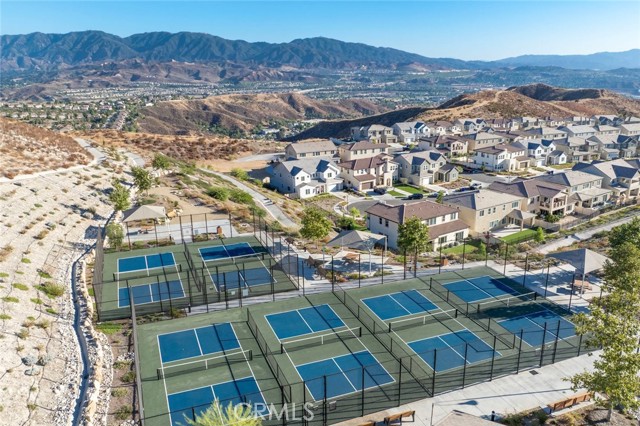 Detail Gallery Image 38 of 39 For 17806 Top Court, Canyon Country,  CA 91350 - 2 Beds | 2 Baths