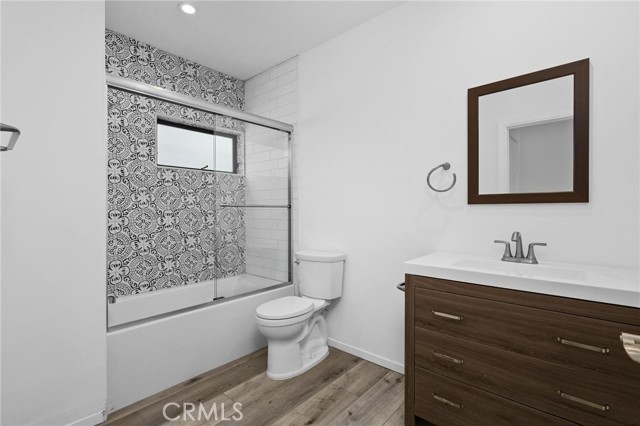 Detail Gallery Image 7 of 23 For 4138 Normal Ave, Los Angeles,  CA 90029 - 2 Beds | 2 Baths