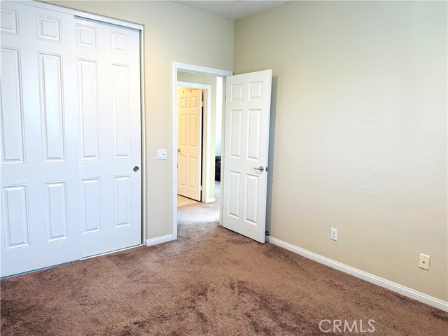 110 Desert Bloom, Irvine CA: https://media.crmls.org/medias/fa20e54b-7080-4867-832e-558d98d4b850.jpg