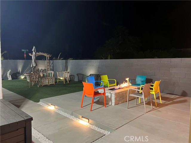 2890 N Biskra, Palm Springs, CA 92262