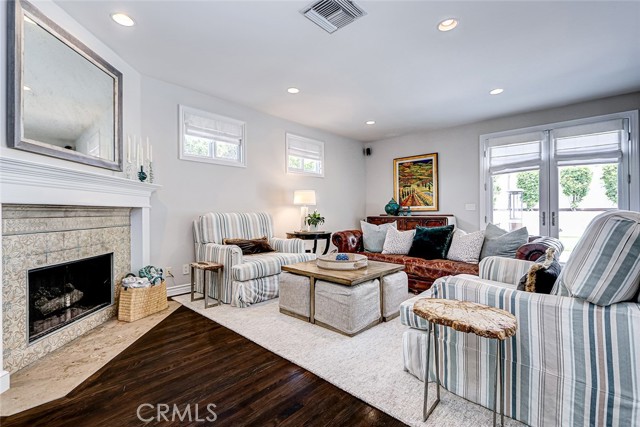 Detail Gallery Image 12 of 40 For 669 25th St, Manhattan Beach,  CA 90266 - 4 Beds | 4 Baths