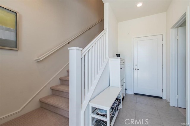 Detail Gallery Image 4 of 49 For 140 Paramount, Irvine,  CA 92618 - 3 Beds | 3/1 Baths