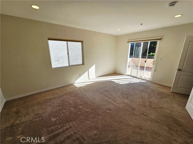 Detail Gallery Image 25 of 32 For 4732 Radford Ave #3,  Valley Village,  CA 91607 - 3 Beds | 3 Baths