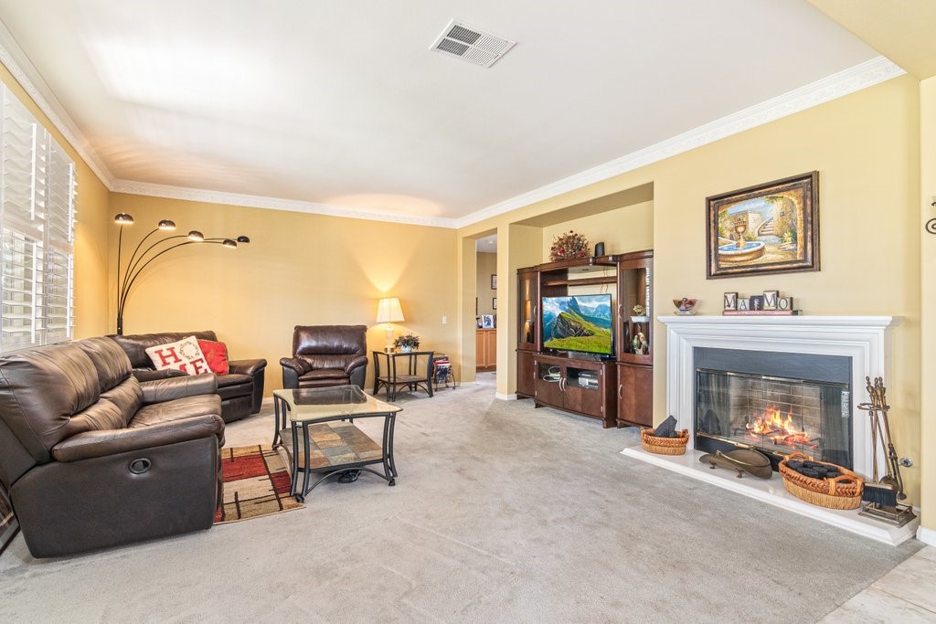 Detail Gallery Image 14 of 52 For 32836 Whitehaven Ct, Menifee,  CA 92584 - 5 Beds | 3/1 Baths