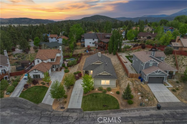 218 Crimson Circle, Big Bear City CA: https://media.crmls.org/medias/fa222a37-d7f8-4e18-a15d-51f3e1cd4afe.jpg