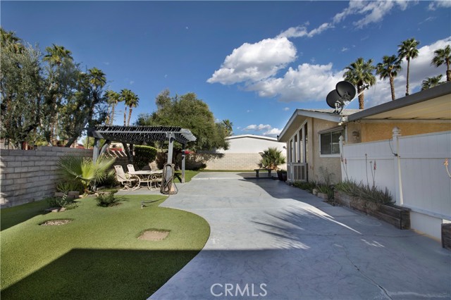 Detail Gallery Image 12 of 30 For 8 International Bld #8,  Rancho Mirage,  CA 92270 - 3 Beds | 2 Baths
