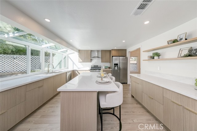 Detail Gallery Image 9 of 41 For 2690 Camino Del Sol, Fullerton,  CA 92833 - 4 Beds | 3/1 Baths