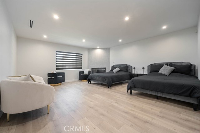 Detail Gallery Image 25 of 75 For 17043 Gunther St, Granada Hills,  CA 91344 - 4 Beds | 4 Baths