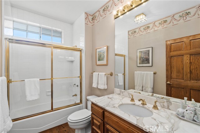 Detail Gallery Image 26 of 50 For 4751 Westchester Dr, Woodland Hills,  CA 91364 - 5 Beds | 7 Baths