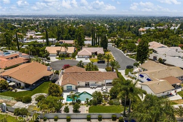 2525 Jonquil Drive, Upland CA: https://media.crmls.org/medias/fa265a07-4906-4859-9f5f-8818aecb6f30.jpg