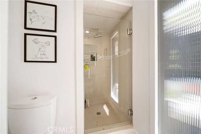 2522 Zorada Drive, Los Angeles CA: https://media.crmls.org/medias/fa28d12d-ea33-4370-bfd6-f30905ce30c6.jpg