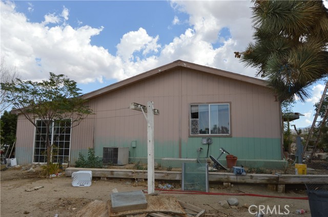 Detail Gallery Image 9 of 60 For 12263 Mountain Rd, Pinon Hills,  CA 92372 - 3 Beds | 2 Baths