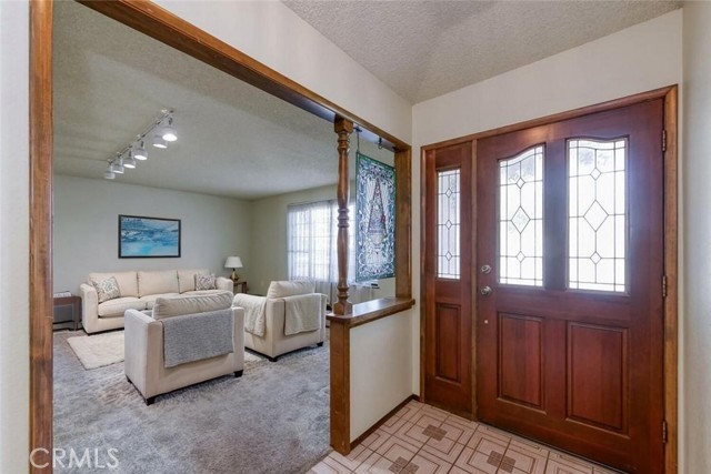 Detail Gallery Image 2 of 33 For 7664 N Gearhart Ave, Fresno,  CA 93720 - 3 Beds | 2 Baths