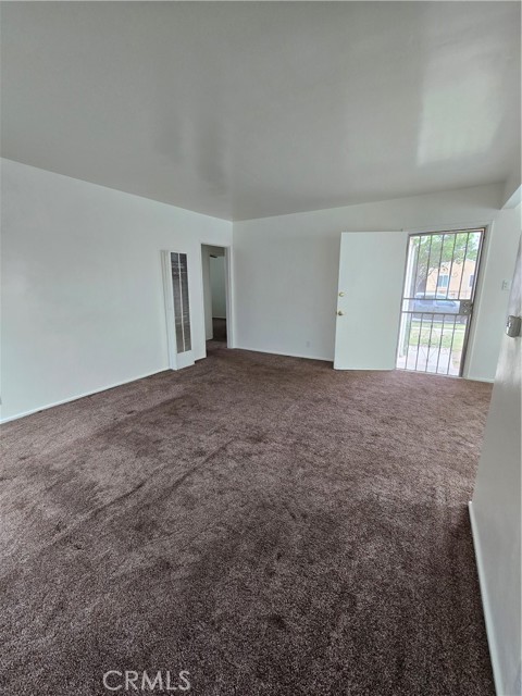 Detail Gallery Image 2 of 11 For 9542 Rex Rd, Pico Rivera,  CA 90660 - 3 Beds | 1 Baths