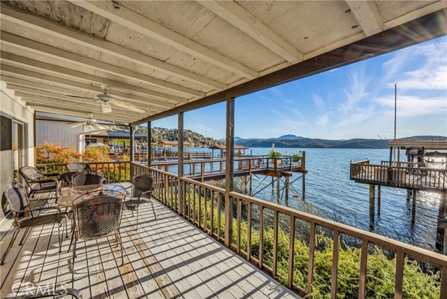 Detail Gallery Image 11 of 35 For 11391 Lakeshore Dr, Clearlake,  CA 95422 - 2 Beds | 2 Baths