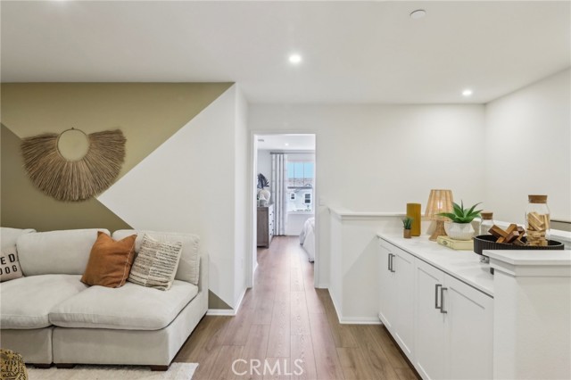 MODEL HOME