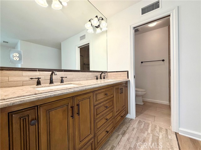 Detail Gallery Image 23 of 33 For 24302 Ponchartrain Ln, Lake Forest,  CA 92630 - 3 Beds | 2 Baths