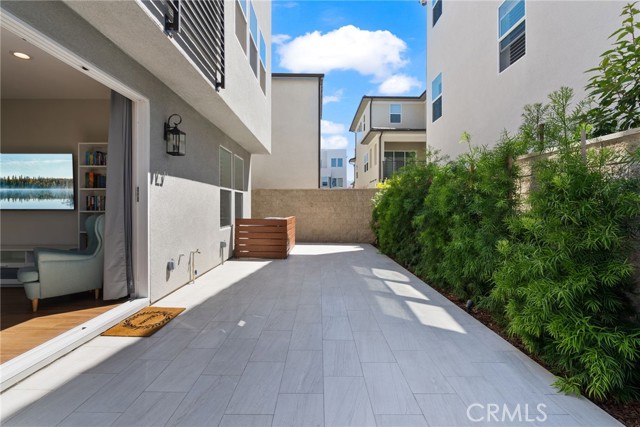 Detail Gallery Image 33 of 54 For 200 Newton, Lake Forest,  CA 92630 - 5 Beds | 4 Baths