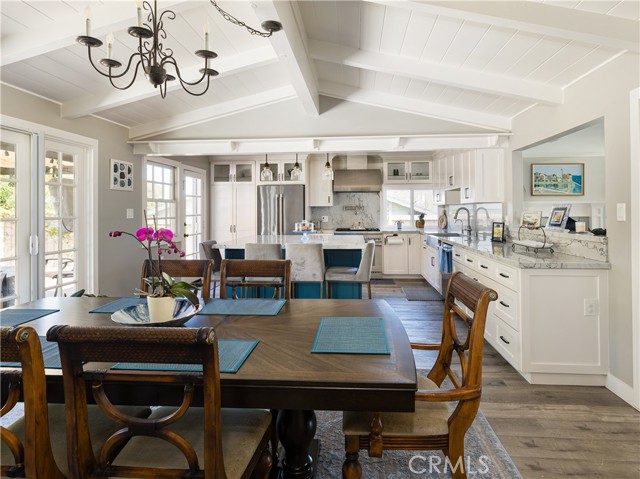 2805 Calle Aventura, Rancho Palos Verdes CA: https://media.crmls.org/medias/fa2da378-2980-417c-bd8f-ad96b545a8b9.jpg