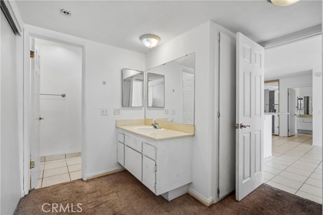 Detail Gallery Image 11 of 29 For 23515 Lyons Ave #284,  Valencia,  CA 91355 - 2 Beds | 2 Baths