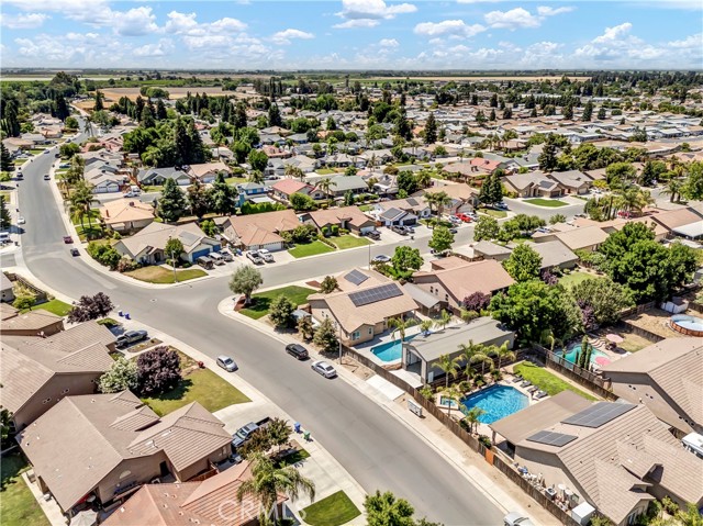 Detail Gallery Image 52 of 54 For 300 S Lombardi St, Porterville,  CA 93257 - 4 Beds | 2 Baths