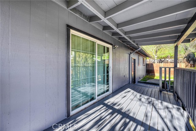 12410 Lakeview Drive, Clearlake Oaks CA: https://media.crmls.org/medias/fa2ea66e-bc9a-46ac-8b01-71d859e3af3e.jpg