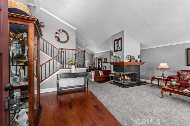 513 Loyola Drive, Placentia CA: https://media.crmls.org/medias/fa2eab3e-76e8-415d-8db2-97e20006d13a.jpg