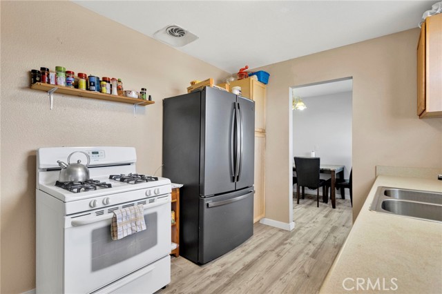 Detail Gallery Image 11 of 32 For 9214 Choiceana Ave, Hesperia,  CA 92345 - 3 Beds | 1 Baths