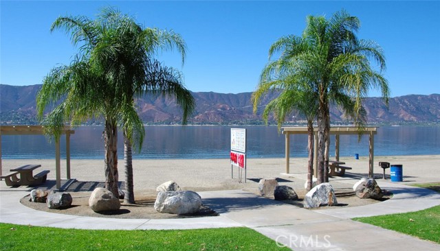 Detail Gallery Image 17 of 18 For 309 Mohr St, Lake Elsinore,  CA 92530 - 4 Beds | 2 Baths