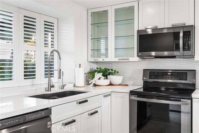 Detail Gallery Image 4 of 49 For 2109 Calle Ola Verde #134,  San Clemente,  CA 92673 - 2 Beds | 2 Baths