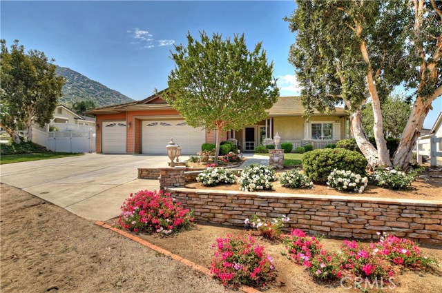 728 Walking Horse Ranch Dr, Norco, CA 92860