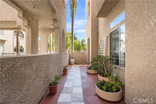 Detail Gallery Image 32 of 59 For 4591 Warner Ave #101,  Huntington Beach,  CA 92649 - 3 Beds | 2 Baths