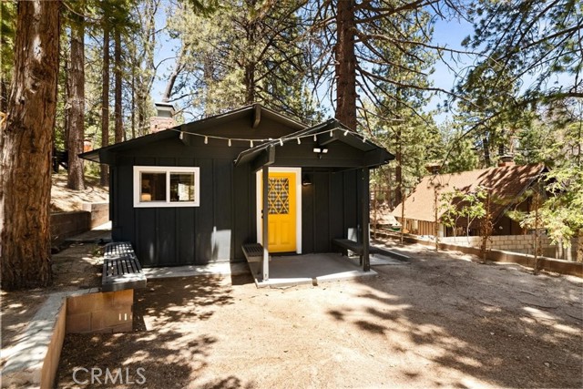 Detail Gallery Image 26 of 33 For 33340 Wild Cherry Dr, Green Valley Lake,  CA 92341 - 4 Beds | 3 Baths