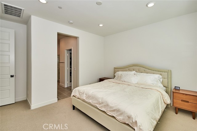 Detail Gallery Image 30 of 54 For 249 Carmona, Lake Forest,  CA 92630 - 2 Beds | 2/1 Baths