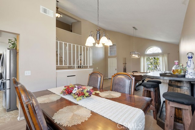 Detail Gallery Image 12 of 42 For 7865 Wendover Dr, Jurupa Valley,  CA 92509 - 4 Beds | 2/1 Baths
